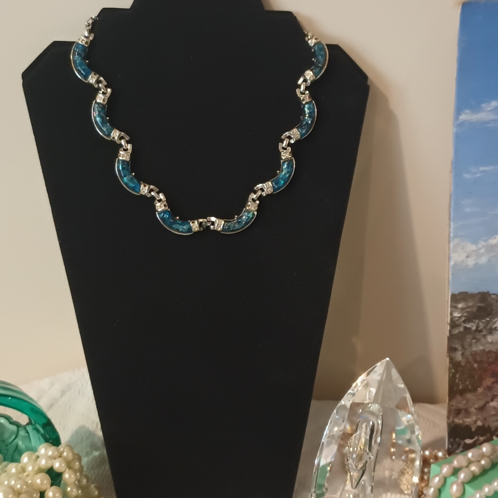 VINTAGE Coro 1950's Rhinestone Thermoset Lucite Necklace 16" Inches Long - Picture 3 of 15